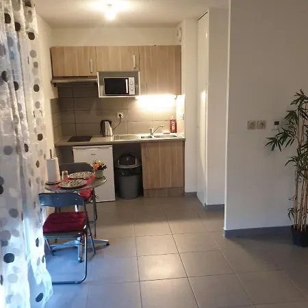Paisible Studio Apartment *